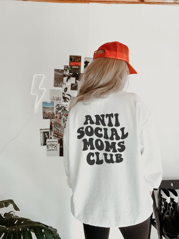 ANTISOCIAL MOMS CLUB CREWNECK