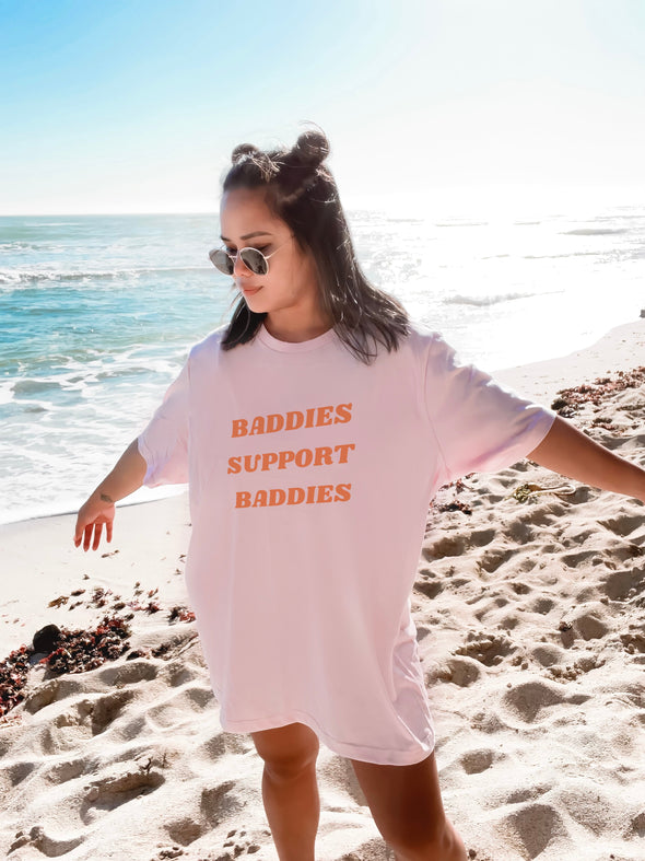 BADDIES SUPPORT BADDIES TEE (Pink)