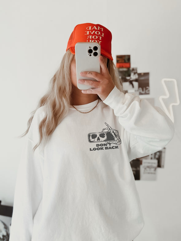 DON’T LOOK BACK CREWNECK