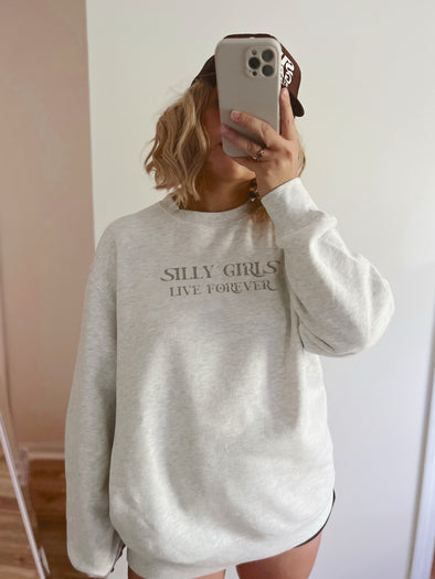 LOLA OG | SILLY GIRLS LIVE FOREVER CREWNECK