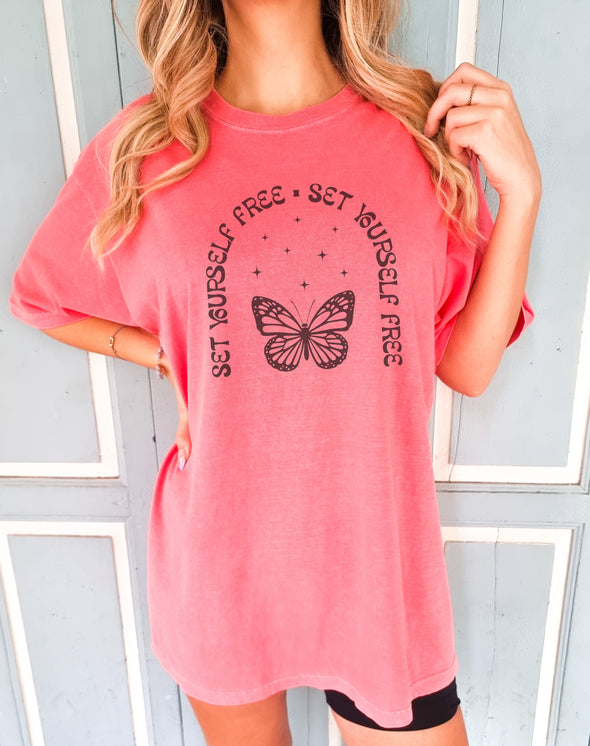 SET YOURSELF FREE TEE